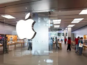 Apple dan Alibaba Kolaboras...