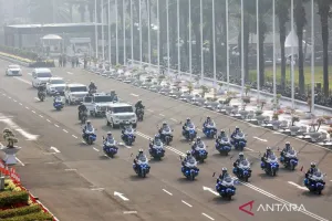 Jadi Sorotan! Presiden Naik Maung MV3 Garuda Limousine ke Kompleks MPR
