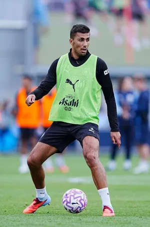 Maresca Bungkam soal Masa Depan Rodri, Fokus Bawa Manchester City Rebut Trofi Community Shield