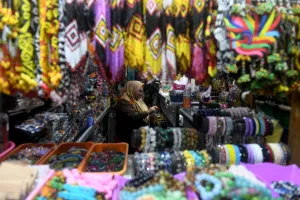 Produk Impor Bikin UMKM Sulit Bersaing