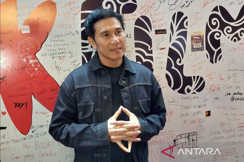 Demi Totalitas Akting, Aktor Vino Bastian-Rizky Hanggono ...