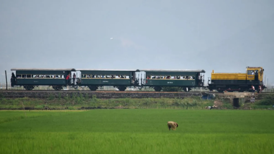 PT KAI Wisata Diskon 17 Persen Tiket Layanan Semarak HUT ...