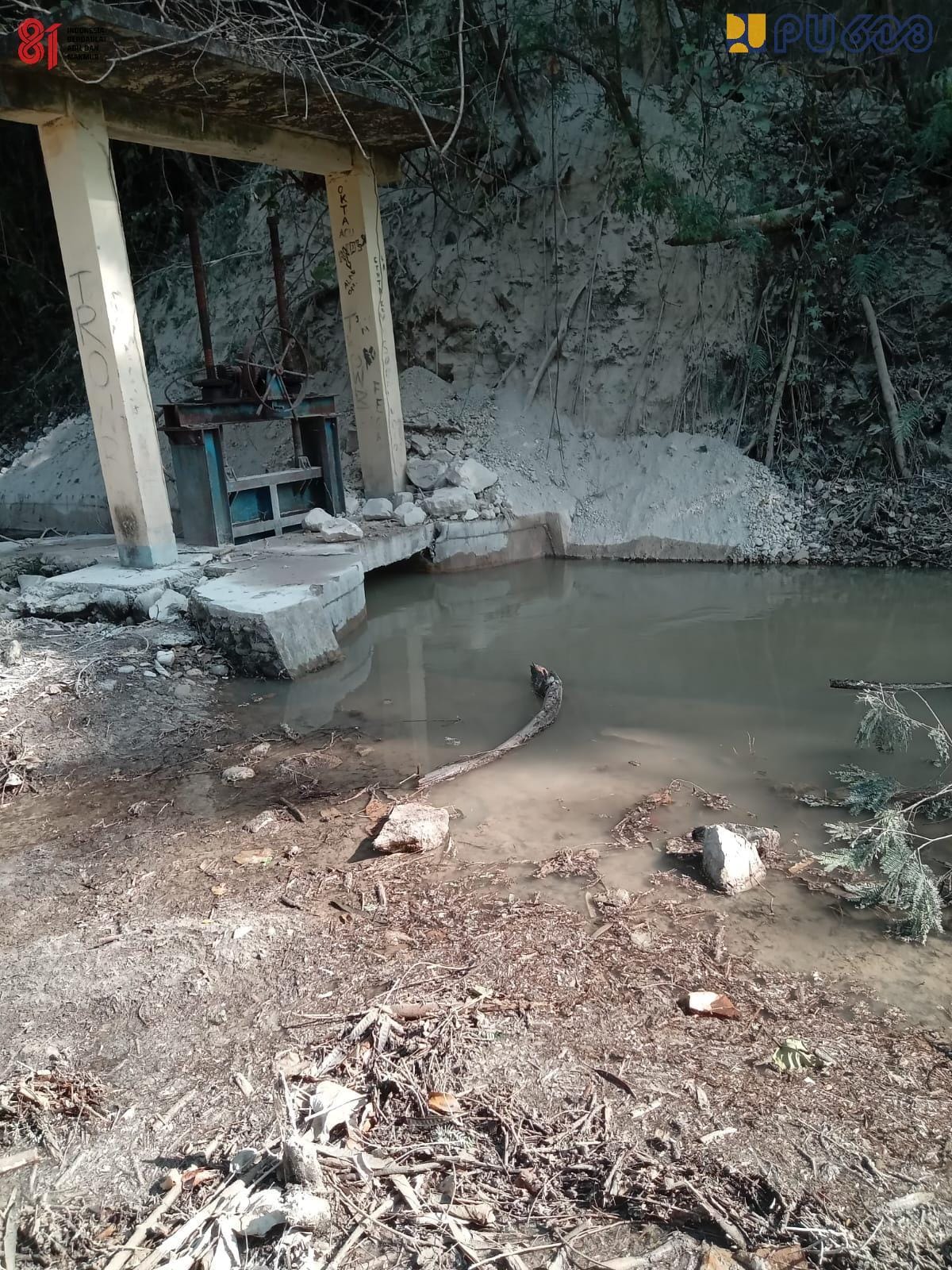 Saluran Irigasi Tertutup Longsor! PU Kebut Penanganan Air Bersih Pasca Gempa Flores
