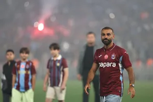 Debut Kompetitif Salah Bersama Trabzonspor Berakhir Imbang