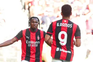 Drama 6 Gol! AC Milan Menang Telak 4-2 atas Manchester United
