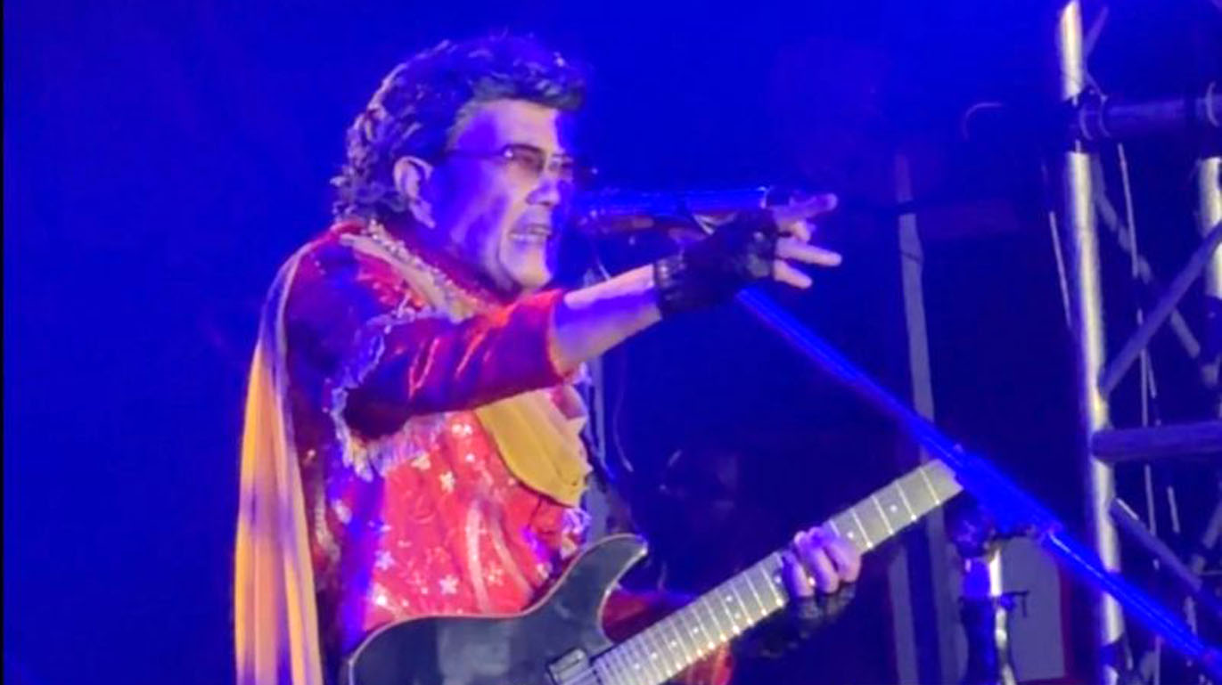 Rhoma Irama Mengguncang Panggung di Malaysia