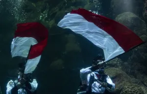 Unik! Bendera Merah Putih Bakal Dikibarkan di Akuarium Hiu Ancol Saat HUT RI ke-81