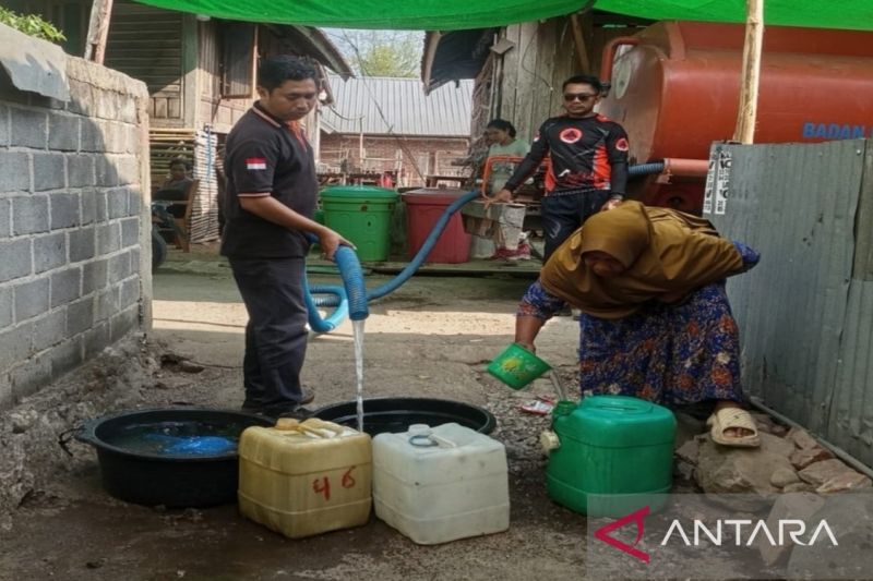Kekeringan Melanda Dompu, Pemkab Salurkan 200 Ribu Liter Air Bersih.