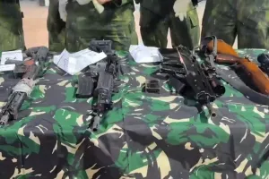 Kontak Senjata di Puncak Papua, TNI Sebut 3 Anggota OPM Tewas dan 8 Senjata Diamankan