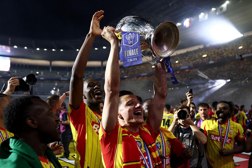 Lens Tumbangkan PSG, Raih Trofi Trophée des Champions untuk Pertama Kali