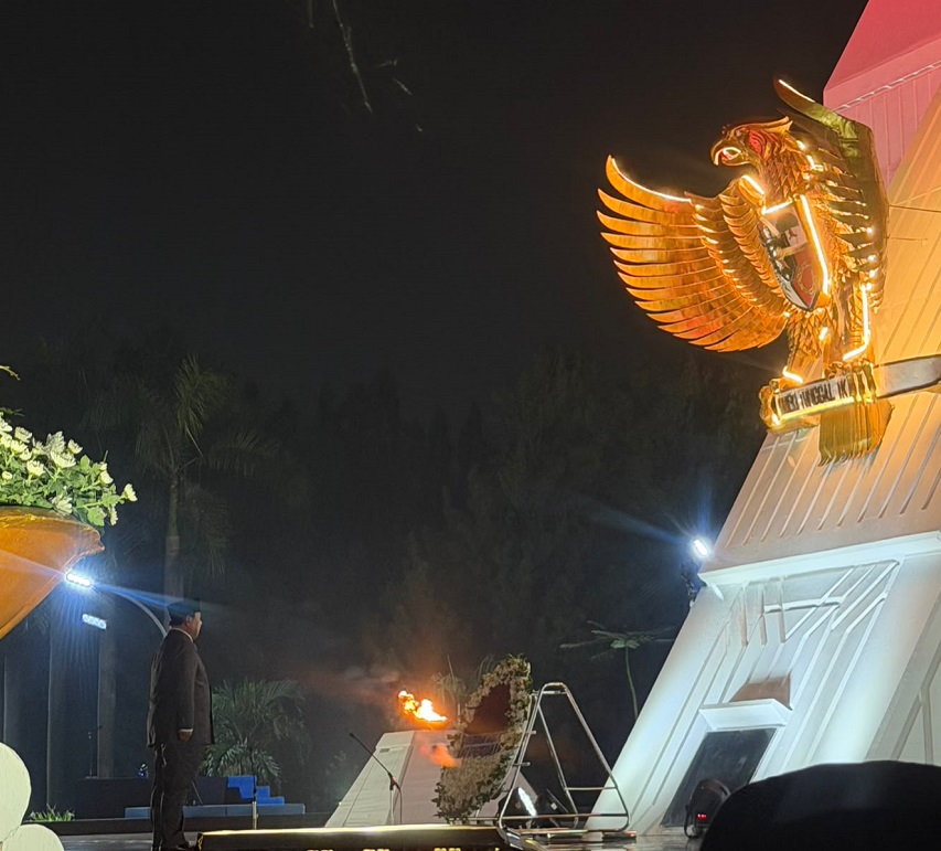 Listrik Andal Dukung Kekhidmatan Malam Renungan Suci di TMP Kalibata.