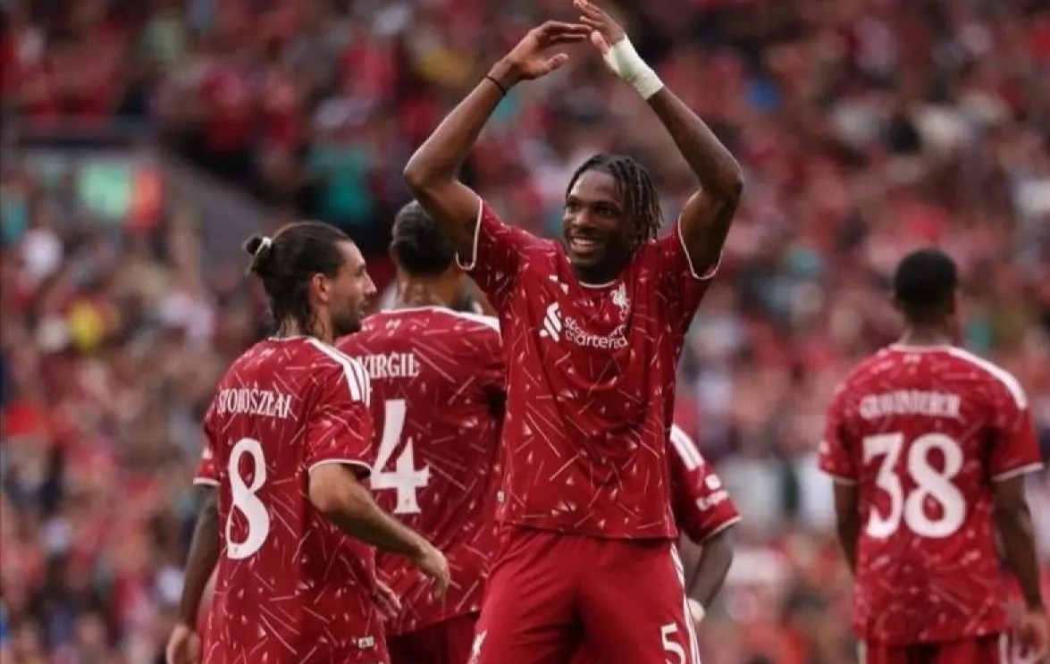 Liverpool Tutup Pramusim dengan Manis! The Reds Libas Com...