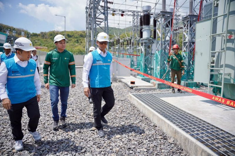 PLN Gerak Cepat! 11 Gardu Induk Utama Listrik Flores Berh...