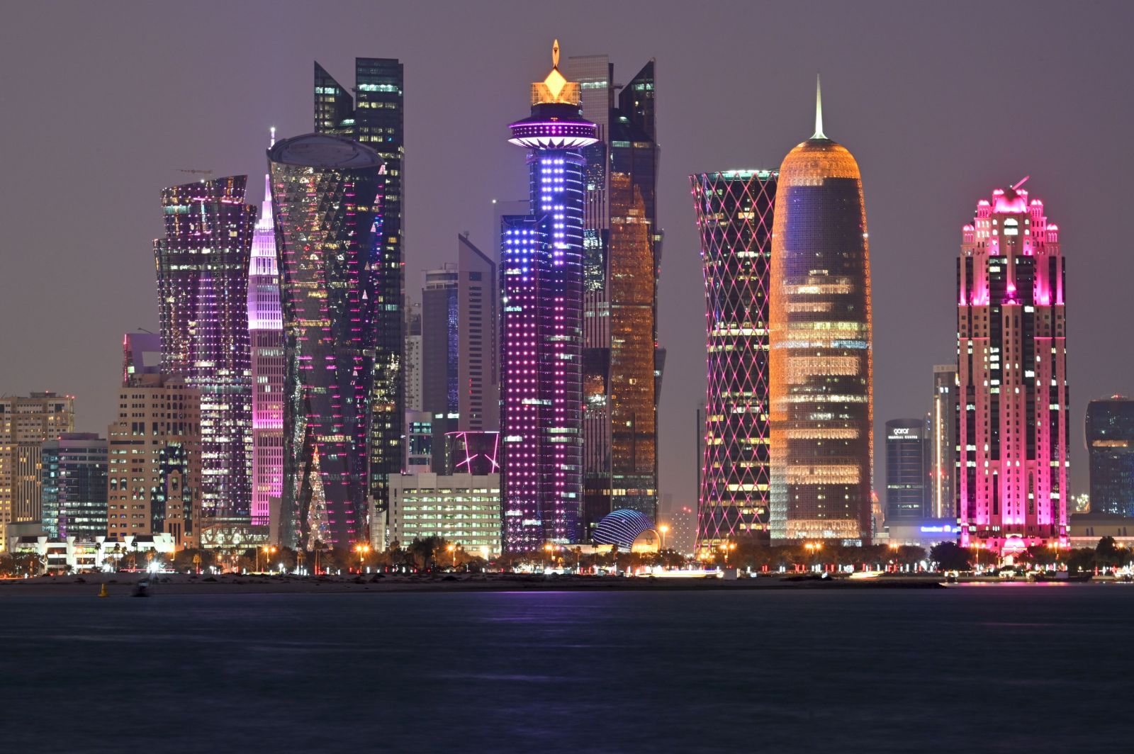 Qatar Suarakan Kebebasan Navigasi Selat Hormuz demi Stabi...