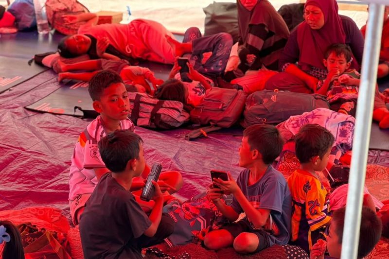 Raja Salman Sampaikan Dukacita atas Gempa di Sejumlah Wil...