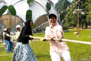Rayakan HUT RI di Kebun Raya Bogor, Wisata dan Budaya Jadi Satu