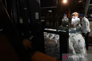 Seskab Teddy: Bantuan Gempa NTT Bertambah 25 Ton, Tiba di Sejumlah Daerah Terdampak.