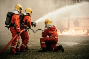 Disdamkarmat: Kebakaran Pabrik ATK di Bekasi Utara Berhasil Dipadamkan