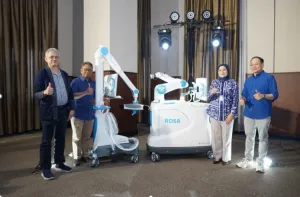 Operasi Lutut Lebih Aman dan Terukur, RS Premier Bintaro Hadirkan Teknologi ROSA
