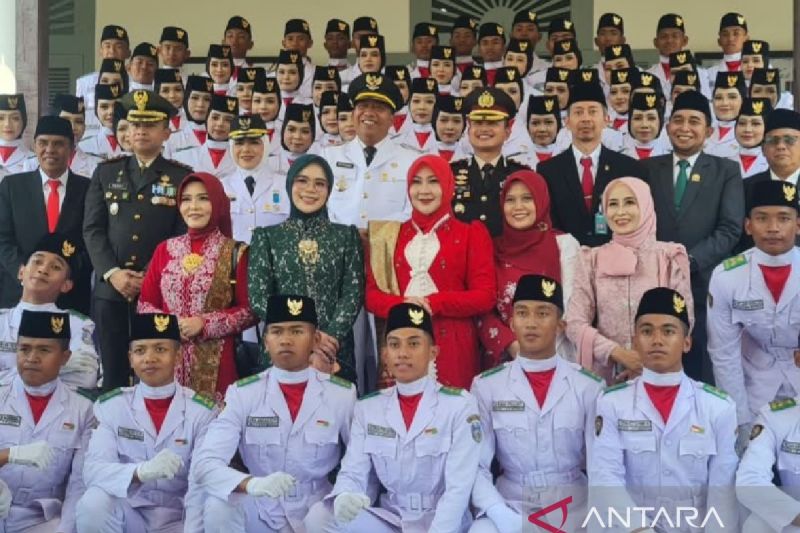 Prestasi Dibayar Apresiasi, Anggota Paskibraka Situbondo ...