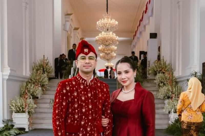 Raffi Ahmad Kenakan Wdihan Kadiri Satria di Istana, Busan...
