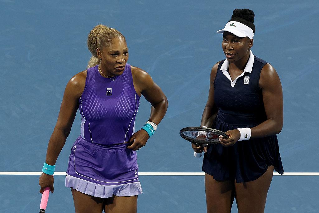 Serena dan Venus Williams Kembali Bertanding di Nomor Gan...