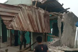 BPBD Garut: Rumah Warga yang Roboh Berada di Daerah Rawan Longsor