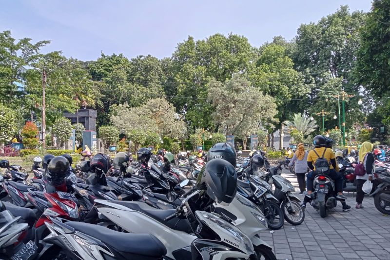 Dishub Bantul Bongkar Praktik Parkir Ilegal: Tanpa Karcis...