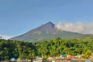 Gunung Karangetang Bergejolak! Awan Panas Guguran Terjadi, Warga Diminta Waspada