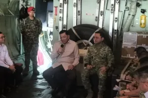 Indonesia Selangkah Menuju Mandiri Rawat Pesawat Hercules TNI AU