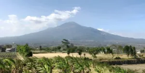 Pendakian Arjuno-Welirang Ditutup Imbas Kebakaran Tahura Raden Soerjo, Begini Tata Cara Reschedule Tiket!
