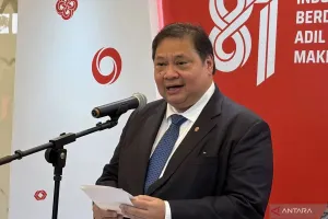 Airlangga: Indonesia Prioritaskan Transformasi Industri Berbasis Tenaga Surya