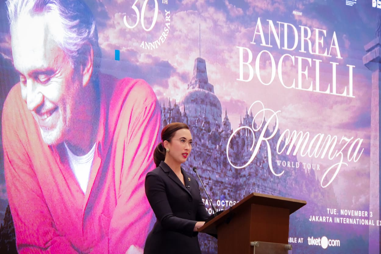 Andrea Bocelli Siap Gelar Konser "Romanza 30th Anniversar...