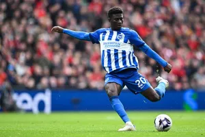 Manchester United Siapkan 1,7 Triliun Rupiah untuk Carlos Baleba, Carrick dan Wilcox Sepakat