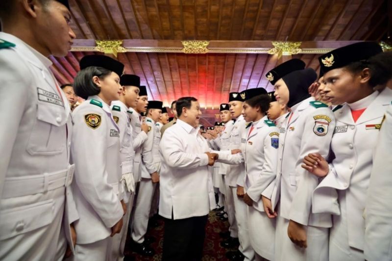 Presiden Prabowo Apresiasi Dedikasi Paskibraka Kibarkan S...