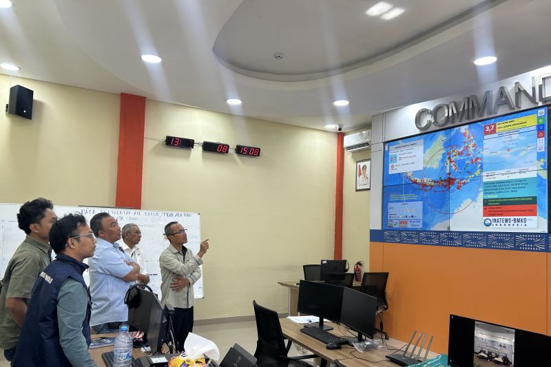 Alarm Karhutla Berbunyi! BPBD Deteksi 49 Titik Panas di G...