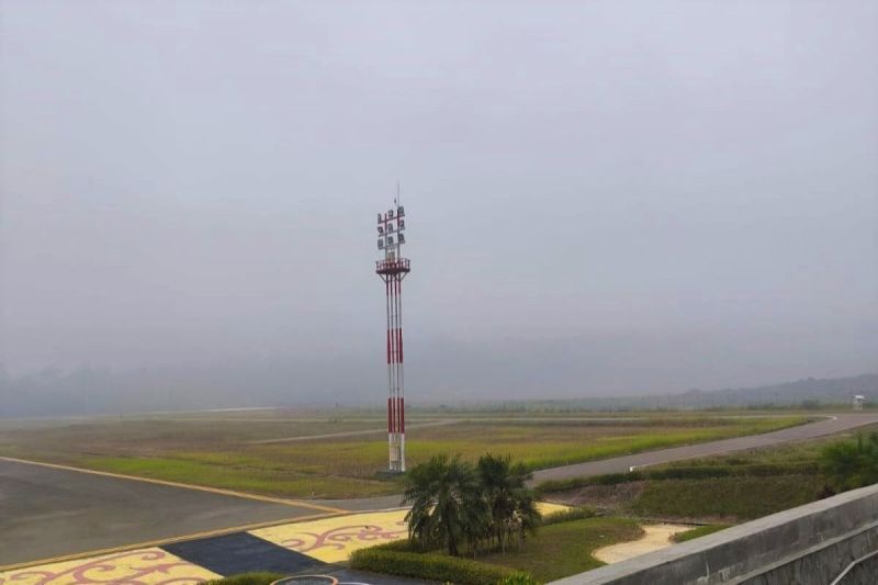 Bikin Cemas! Kabut Asap Pekat Ganggu Penerbangan, Pesawat...