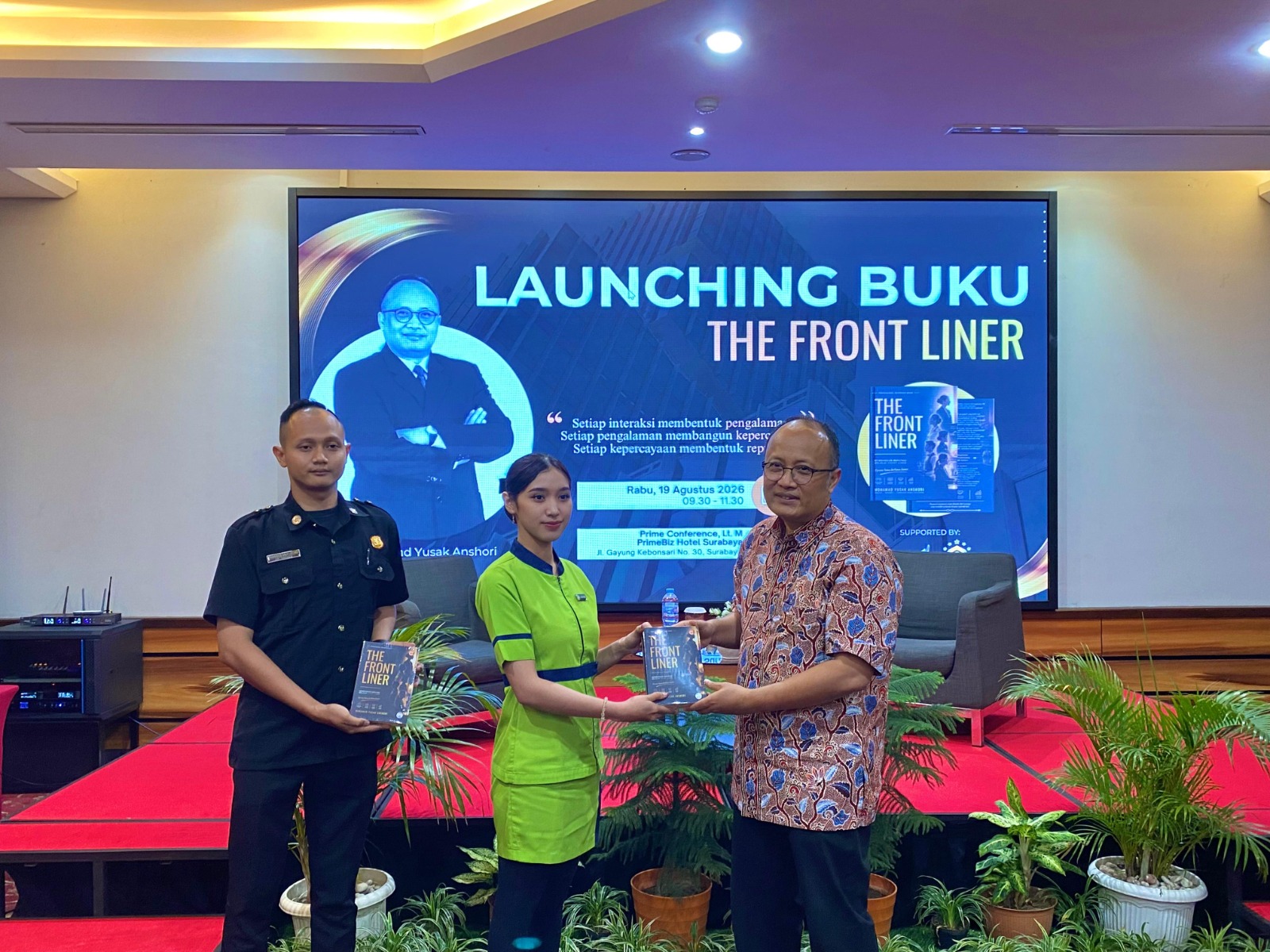 Deepublish Terbitkan The Front Liner, Buku yang Mengungka...