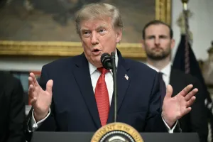 Trump Akan Jatuhkan Sanksi Ekonomi ke Negara yang Membantu Iran