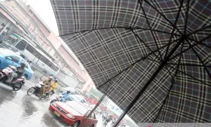 Waspada Cuaca Sore Jakarta! Dua Wilayah Ini Bakal Diguyur Hujan Menurut BMKG