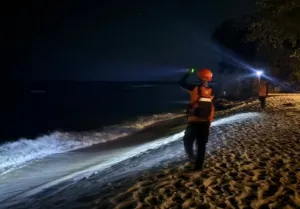 Empat Remaja Terseret Ombak Saat Bermain di Pantai Tuturuga Minahasa