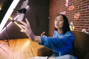 Gen Z Sulit Cari Kerja, Ekraf Disiapkan Jadi Mesin Lapangan Kerja Baru