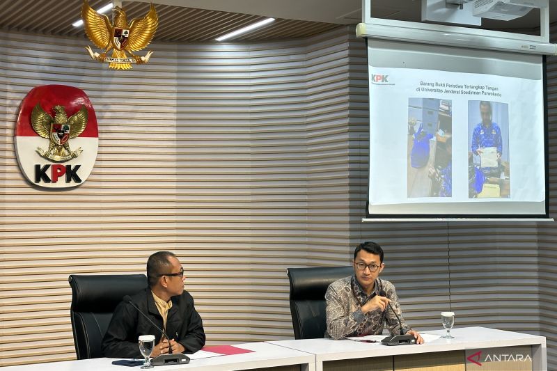 Heboh Kasus Unsoed! KPK Sita Rp764 Juta Terkait Penerimaa...