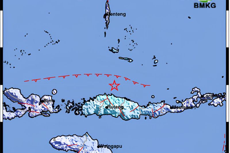 NTT Masih Diguncang Gempa, BMKG: Gempa M5,2 di Flores Pag...