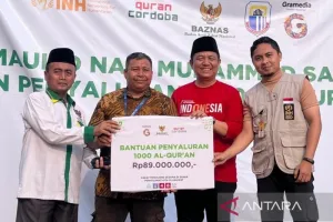 Baznas Salurkan 1.000 Mushaf Al Quran kepada Masyarakat Kampung Baduy.