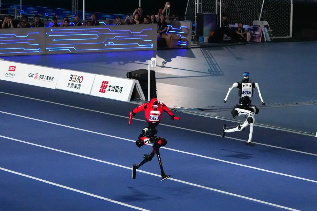 Bikin Geger! Robot Humanoid Kalahkan Rekor Dunia Lari 100...