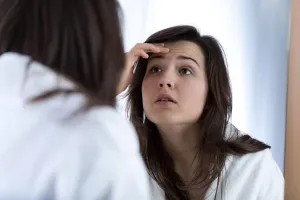 6 Cara Mudah Kurangi Kerutan di Wajah Tanpa Perlu Perawatan Mahal ke Klinik 