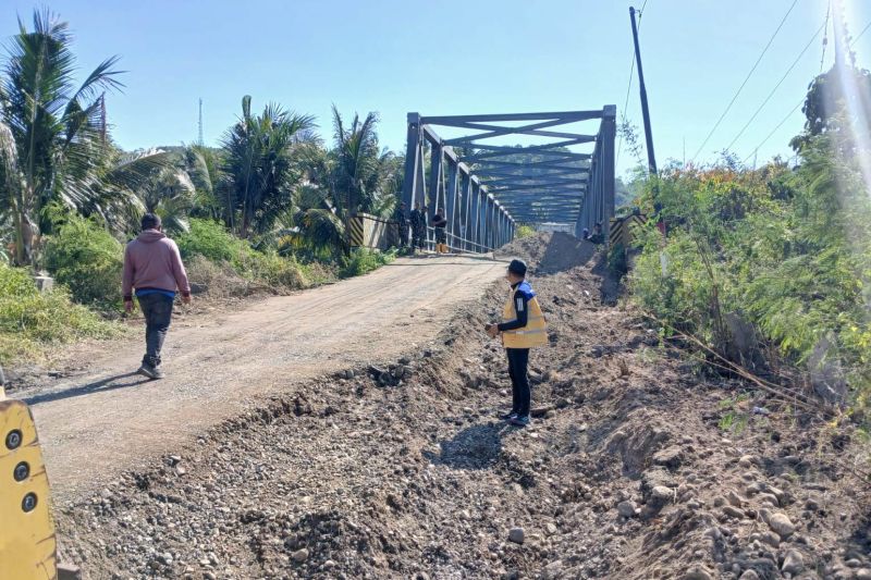 Pemprov NTT Percepat Perbaikan Infrastruktur Terdampak Ge...