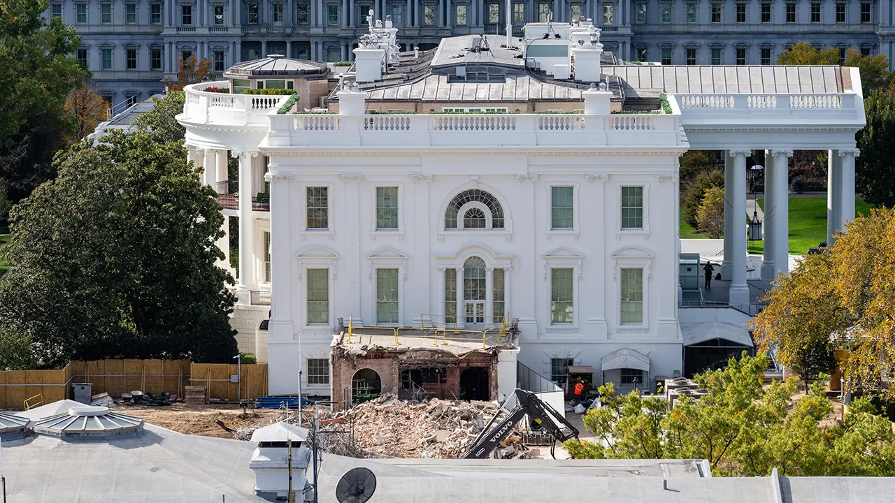 Trump Sumringah, Mahkamah Agung AS Izinkan Kembali Pembangunan Ballroom Gedung Putih
