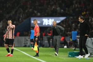 Luis Enrique Peringatkan PSG: Jangan Terlena, Harus Keluar dari Zona Nyaman